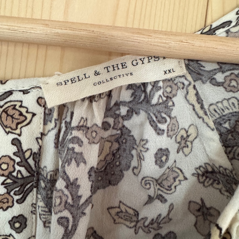 Spell & the Gypsy Journey Printed Romper XXL - Picture 5 of 7